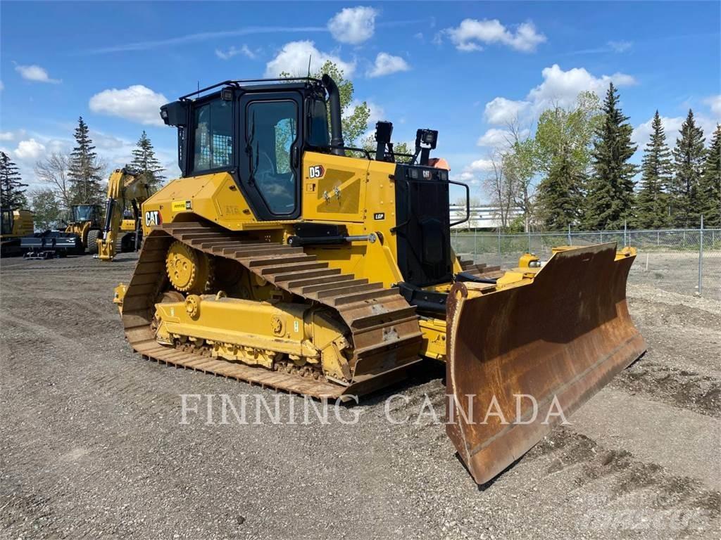CAT D5-17 Buldožeri gusjeničari