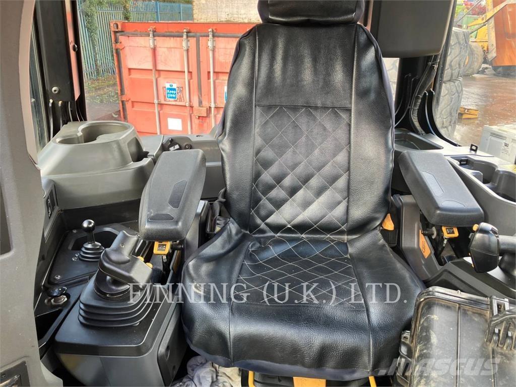 CAT D5-17 LGP Buldožeri gusjeničari