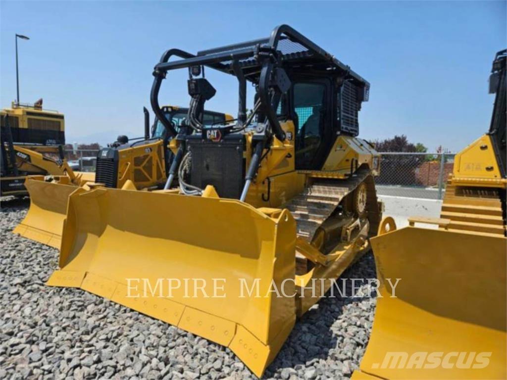 CAT D5-17 SU Buldožeri gusjeničari