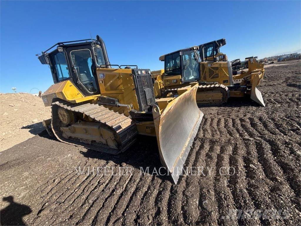 CAT D5-17 XL Buldožeri gusjeničari