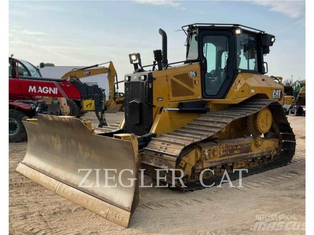 CAT D5-17LGP Buldožeri gusjeničari