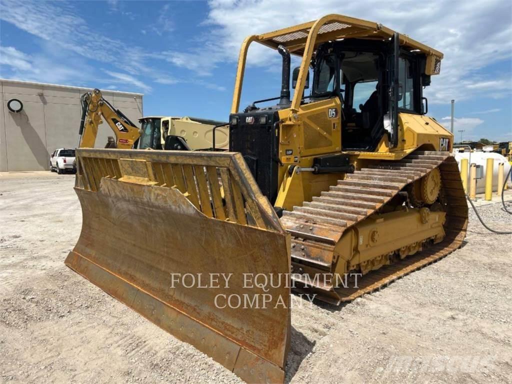 CAT D5-17LGVX Buldožeri gusjeničari