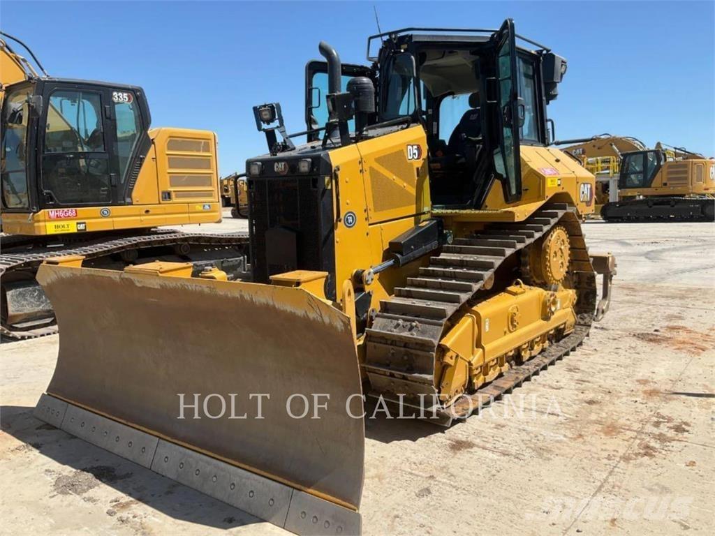 CAT D5-17VP Buldožeri gusjeničari
