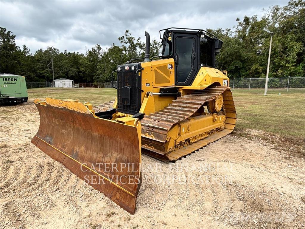 CAT D5-17VP Buldožeri gusjeničari