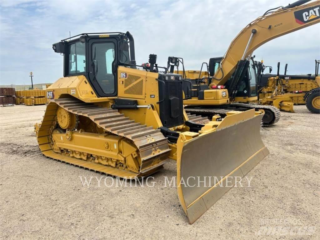 CAT D5 LGP Buldožeri gusjeničari
