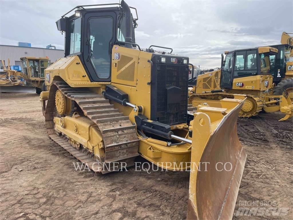 CAT D5 VP Buldožeri gusjeničari