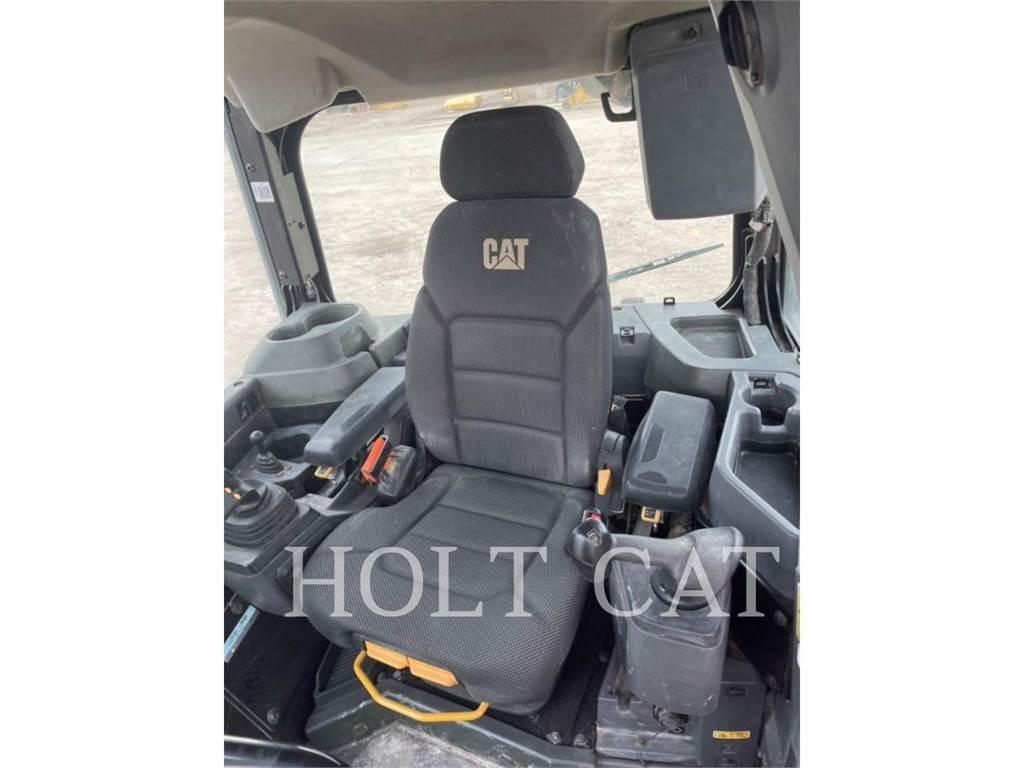 CAT D5 VP Buldožeri gusjeničari
