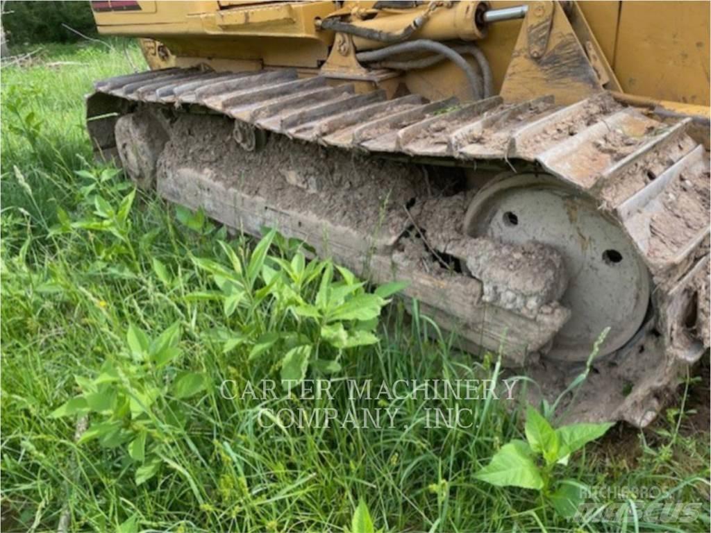 CAT D5GXL Buldožeri gusjeničari