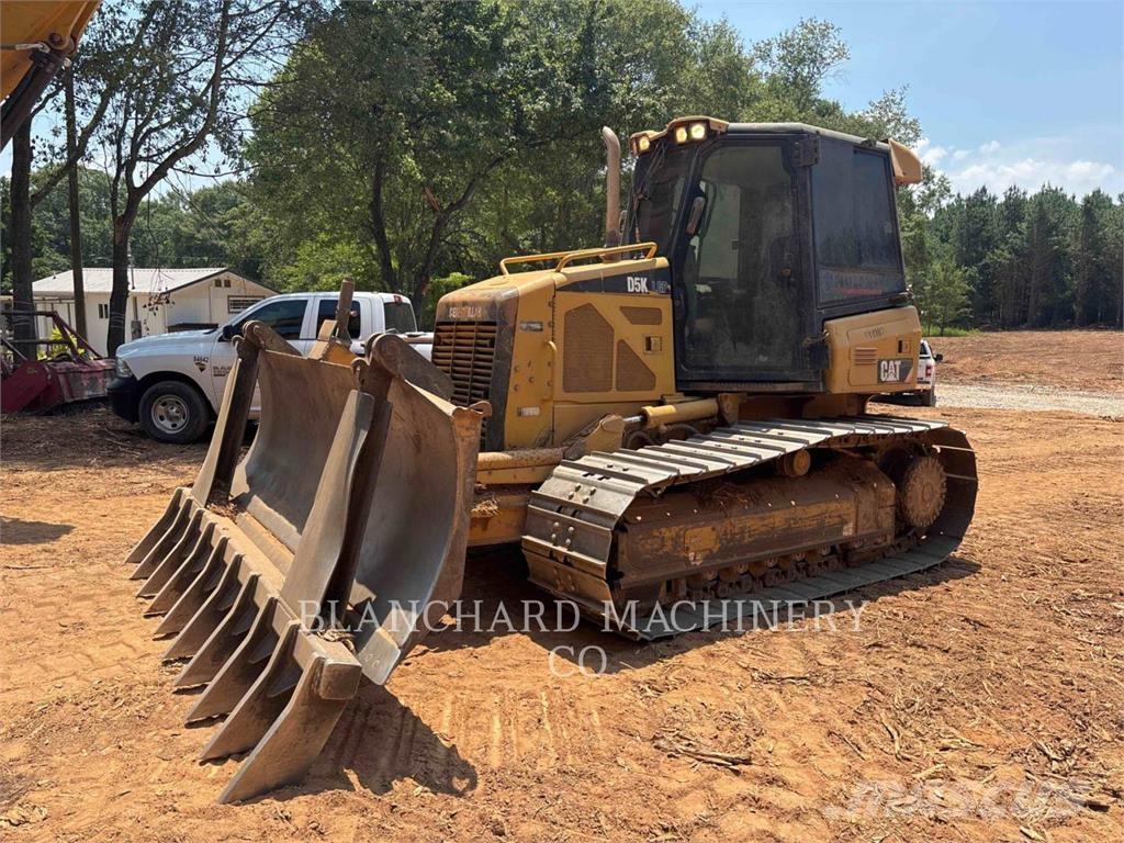 CAT D5K LGP Buldožeri gusjeničari