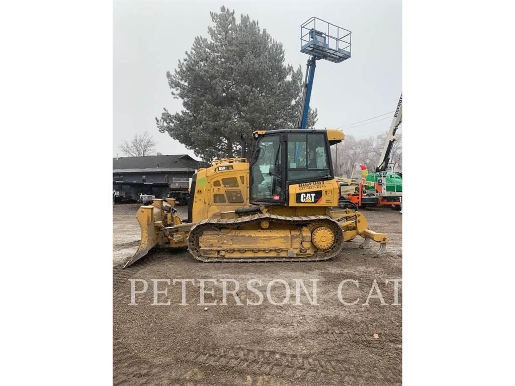 CAT D5K2 Buldožeri gusjeničari