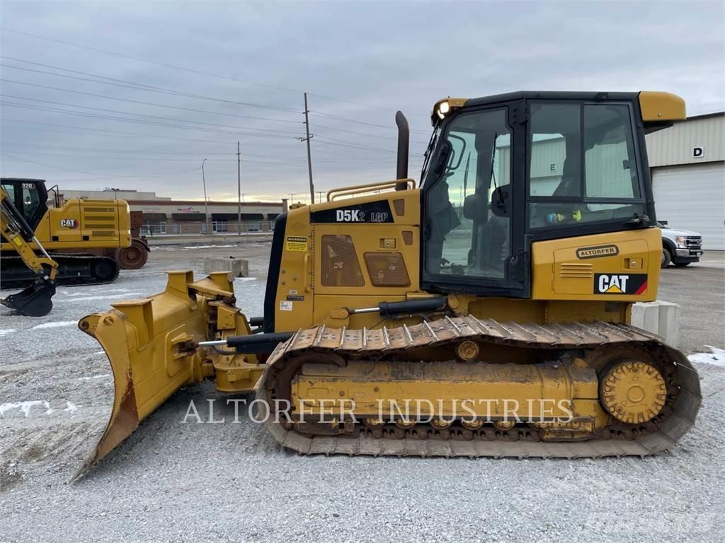 CAT D5K2 LGP Buldožeri gusjeničari