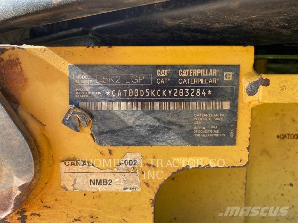 CAT D5K2 LGP Buldožeri gusjeničari
