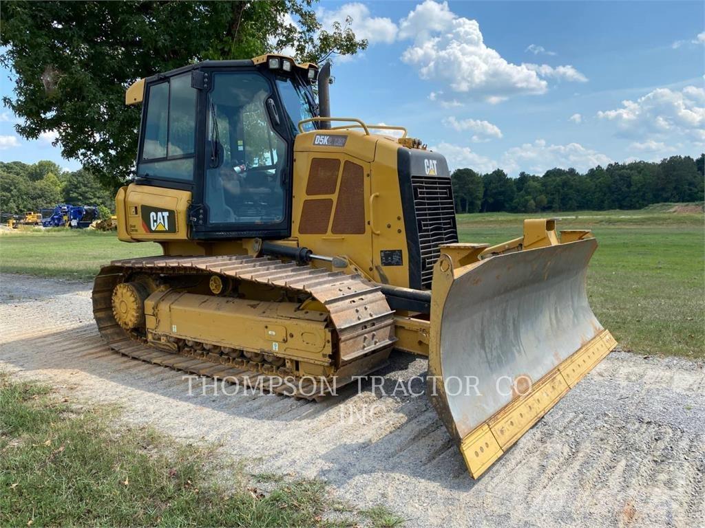 CAT D5K2 LGP Buldožeri gusjeničari