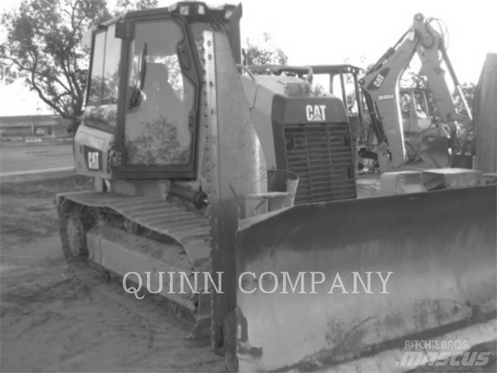 CAT D5K2 XL Buldožeri gusjeničari