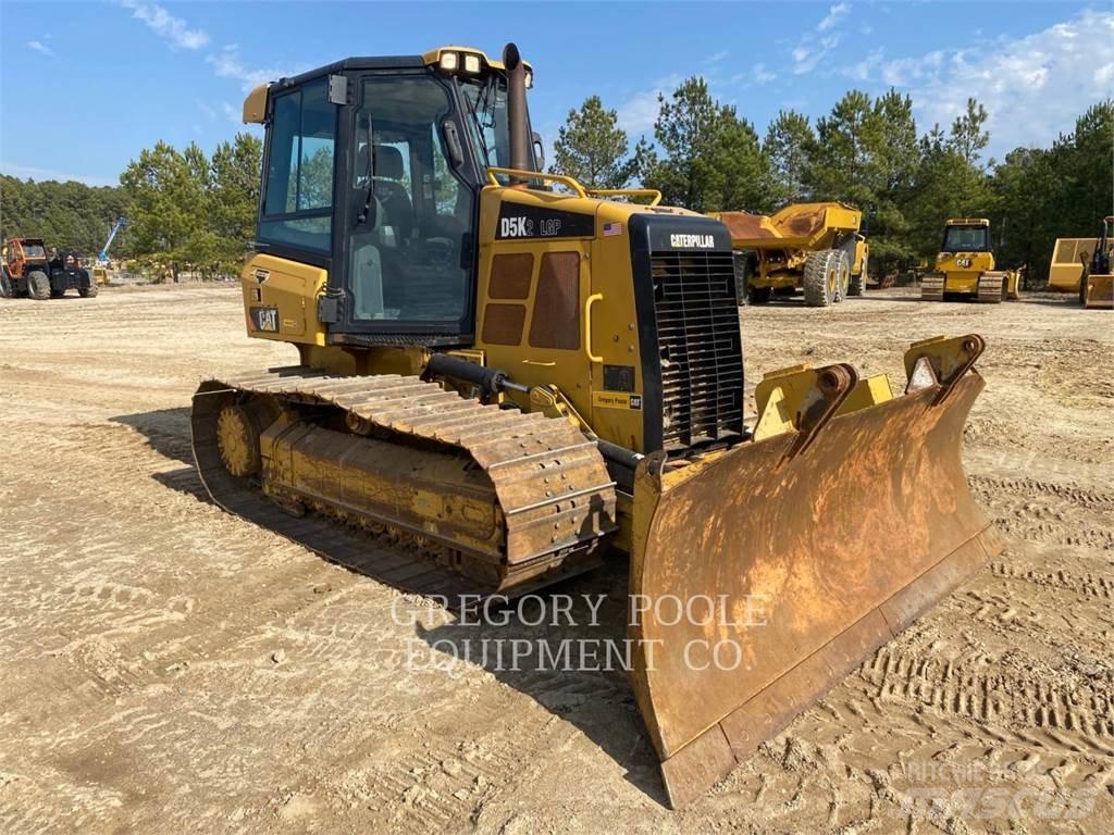 CAT D5K2LGP Buldožeri gusjeničari