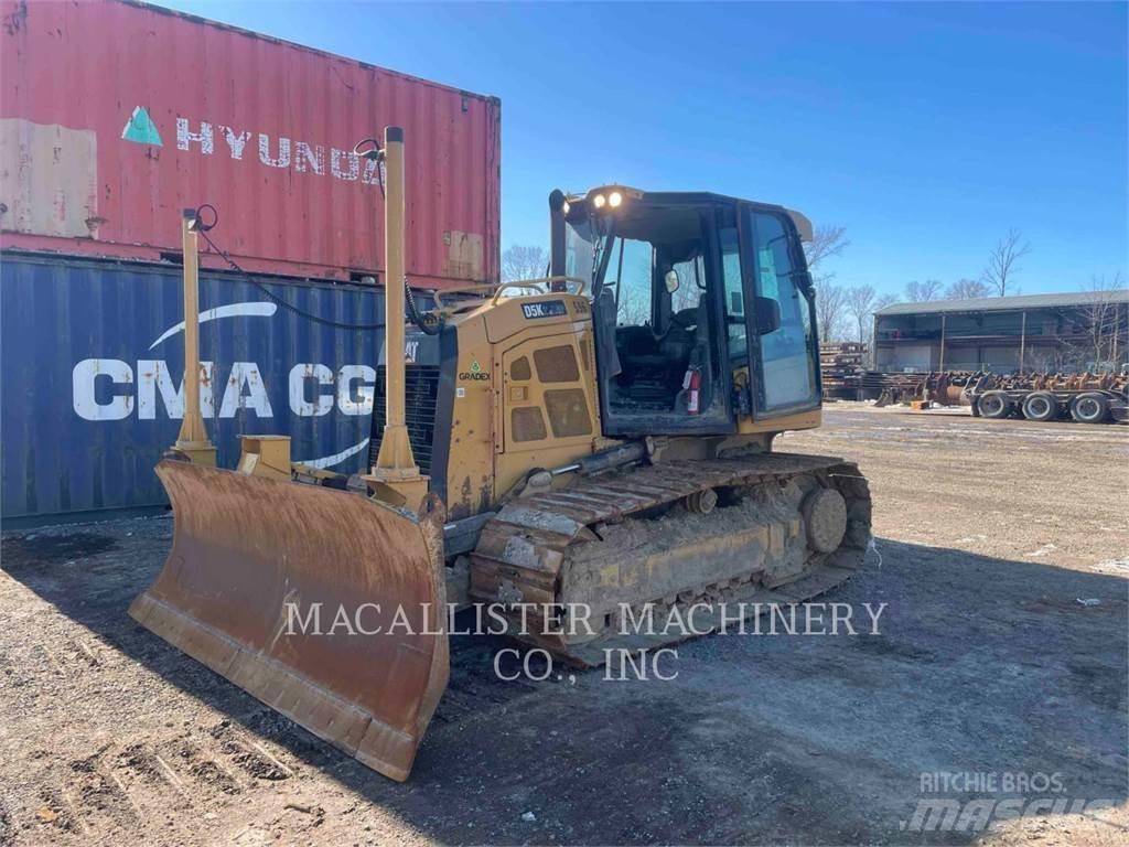 CAT D5K2LGP Buldožeri gusjeničari