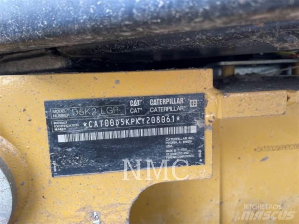 CAT D5K2LGP Buldožeri gusjeničari