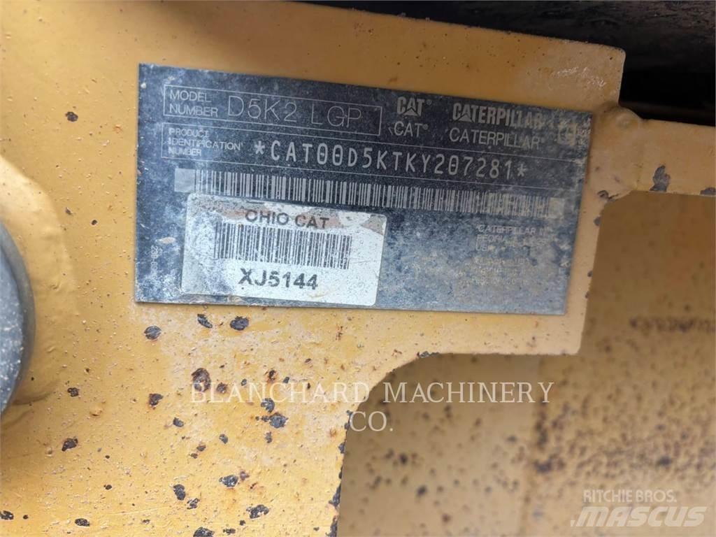 CAT D5K2LGP Buldožeri gusjeničari