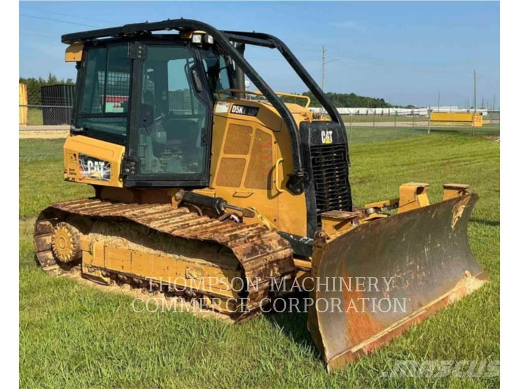 CAT D5K2LGP Buldožeri gusjeničari