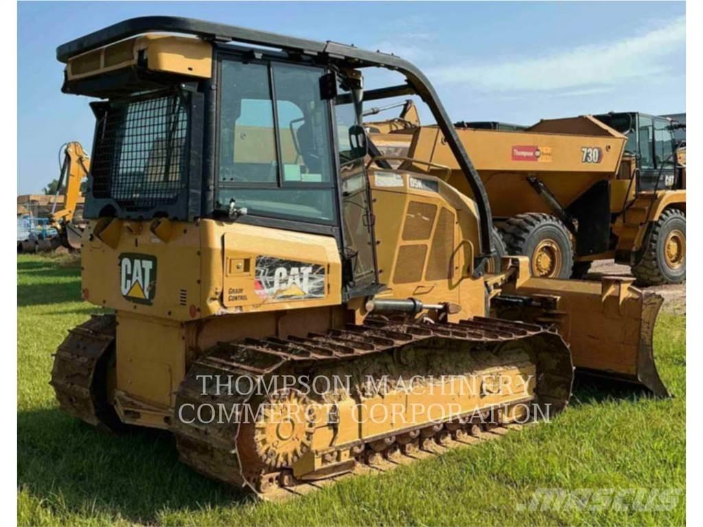 CAT D5K2LGP Buldožeri gusjeničari