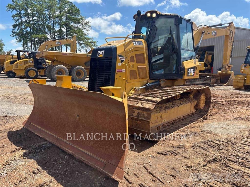 CAT D5K2LGP Buldožeri gusjeničari