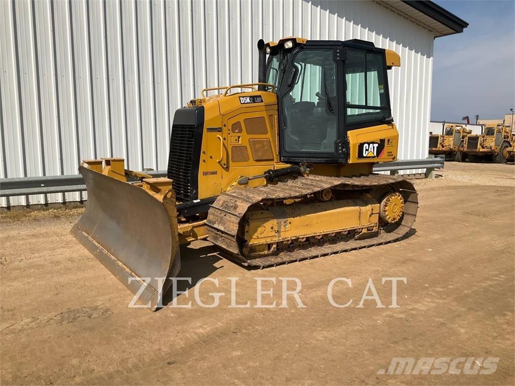 CAT D5K2LGP Buldožeri gusjeničari