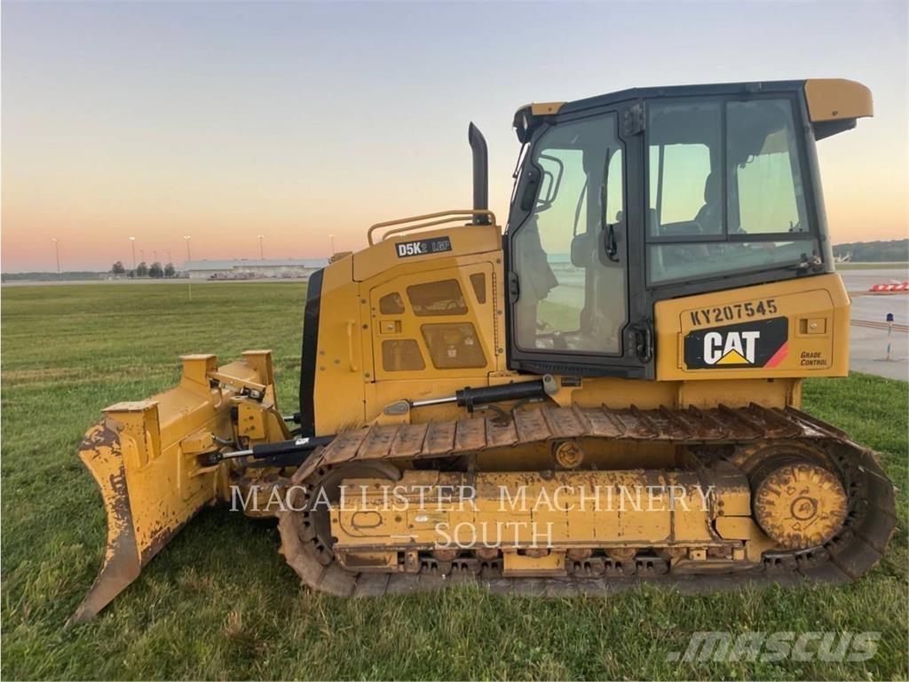 CAT D5K2LGP Buldožeri gusjeničari