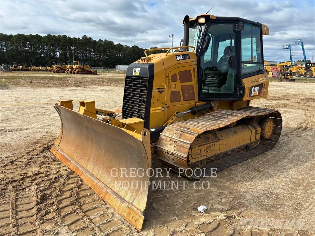 CAT D5K2LGP Buldožeri gusjeničari