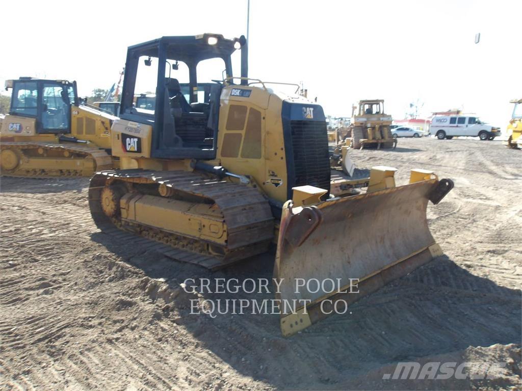 CAT D5K2LGP Buldožeri gusjeničari