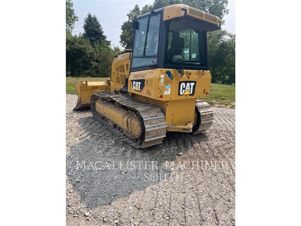 CAT D5K2XL Buldožeri gusjeničari