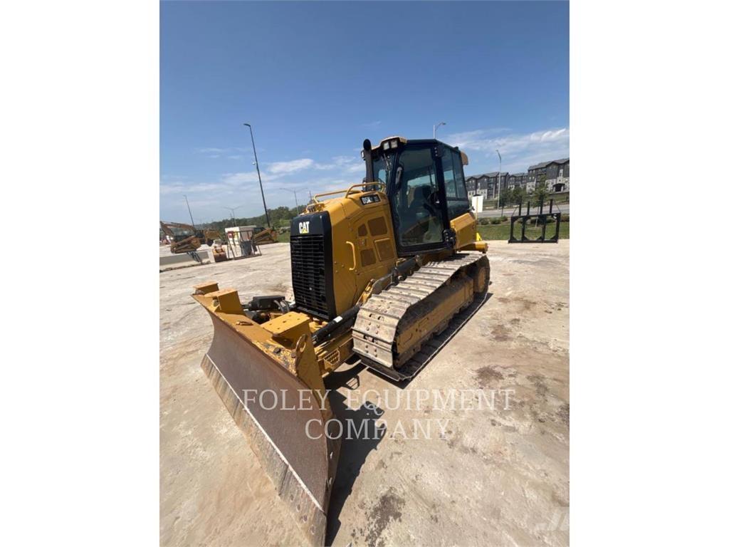 CAT D5K2XLA Buldožeri gusjeničari