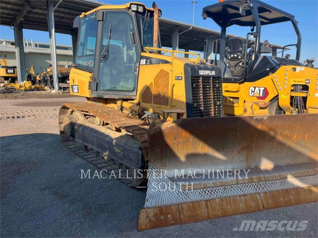 CAT D5KXL Buldožeri gusjeničari