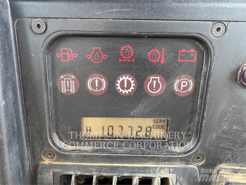 CAT D5NXL Buldožeri gusjeničari