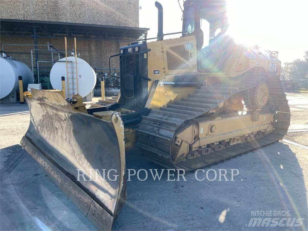 CAT D5VPEW Buldožeri gusjeničari
