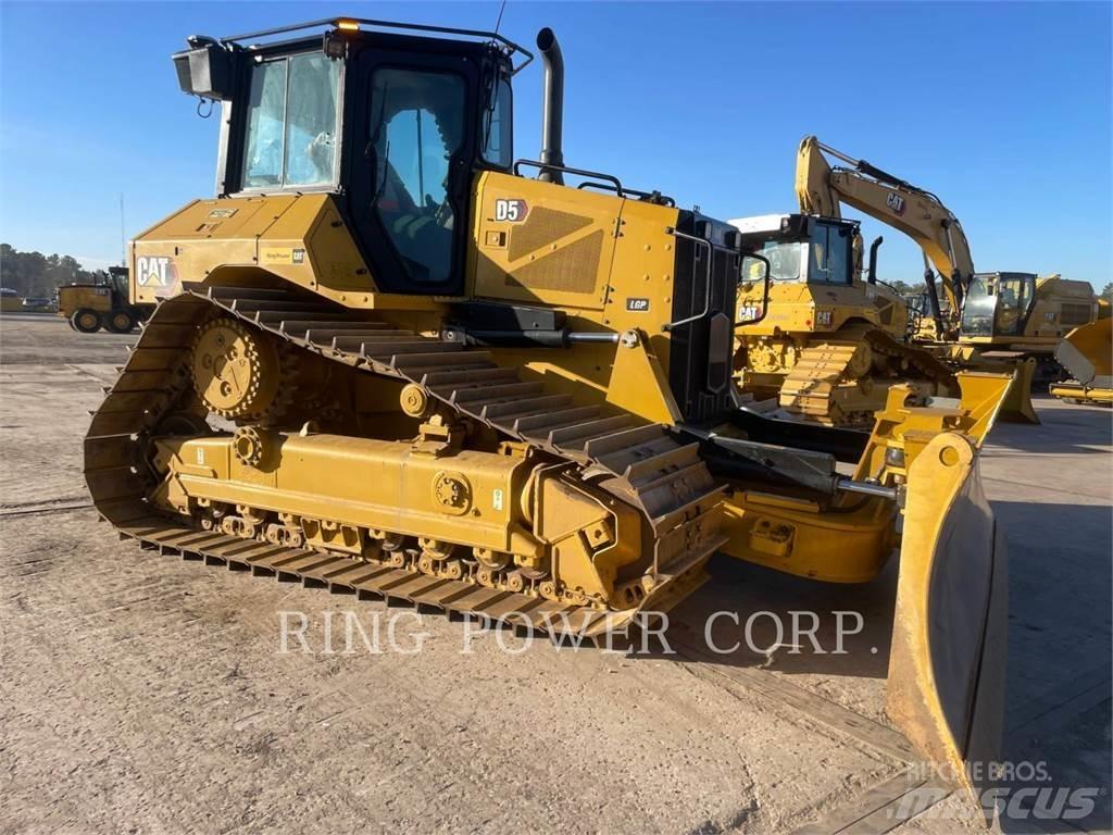 CAT D5VPEW Buldožeri gusjeničari
