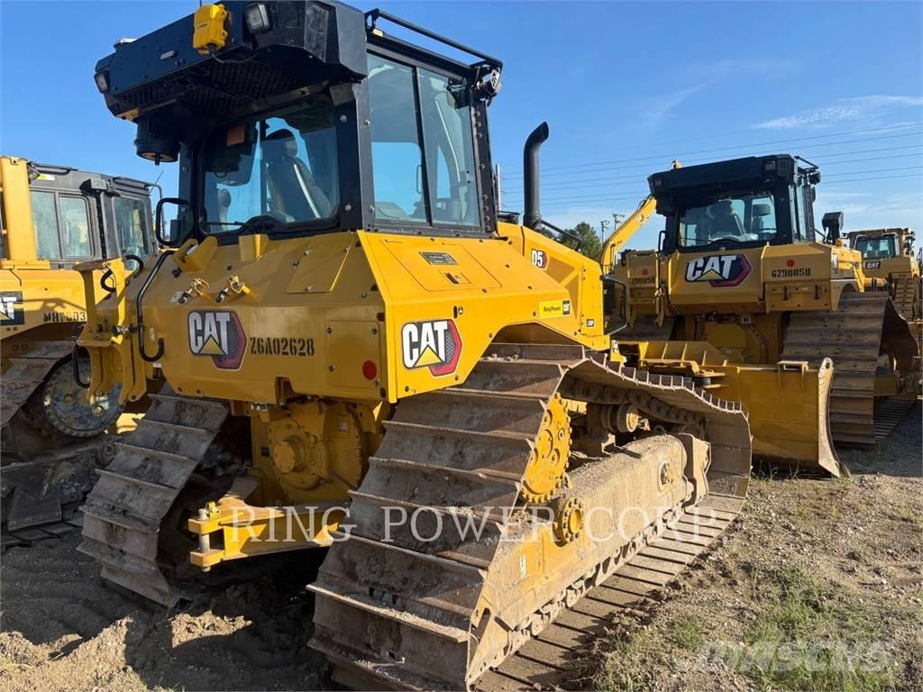 CAT D5VPEW Buldožeri gusjeničari