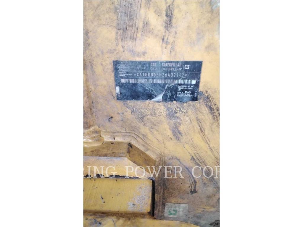 CAT D5VPEW Buldožeri gusjeničari