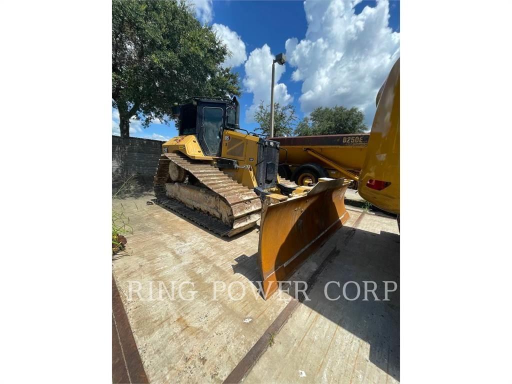 CAT D5VPEW Buldožeri gusjeničari
