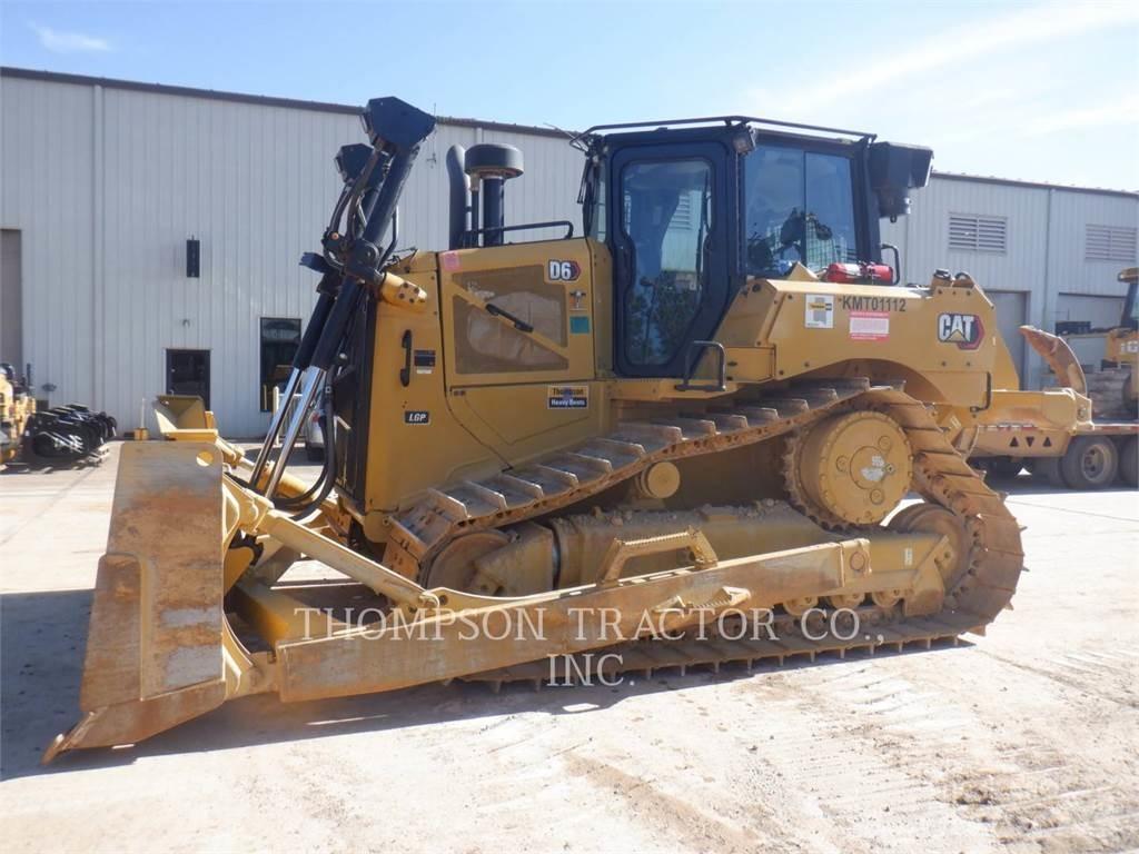 CAT D6 Buldožeri gusjeničari