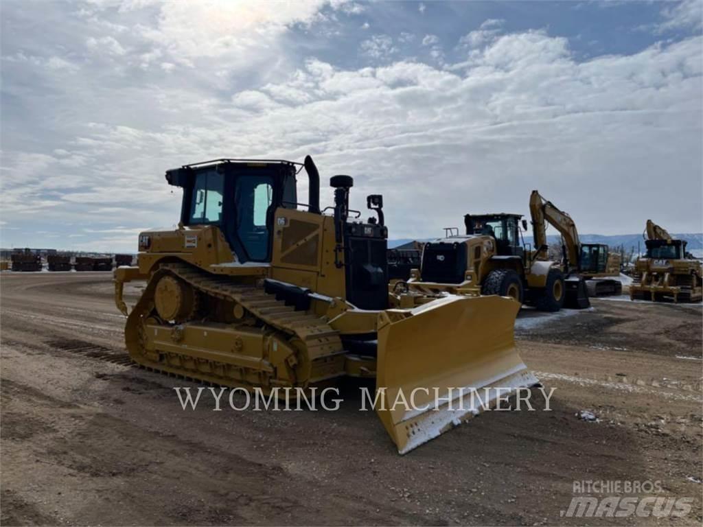 CAT D6 Buldožeri gusjeničari