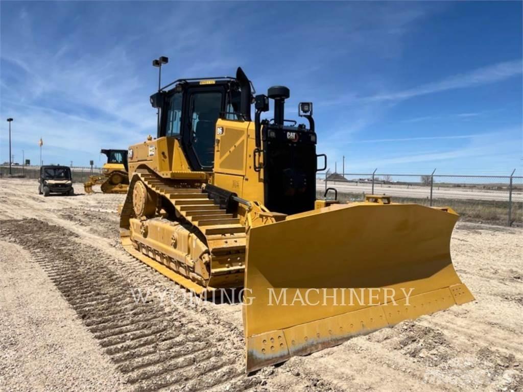 CAT D6 Buldožeri gusjeničari