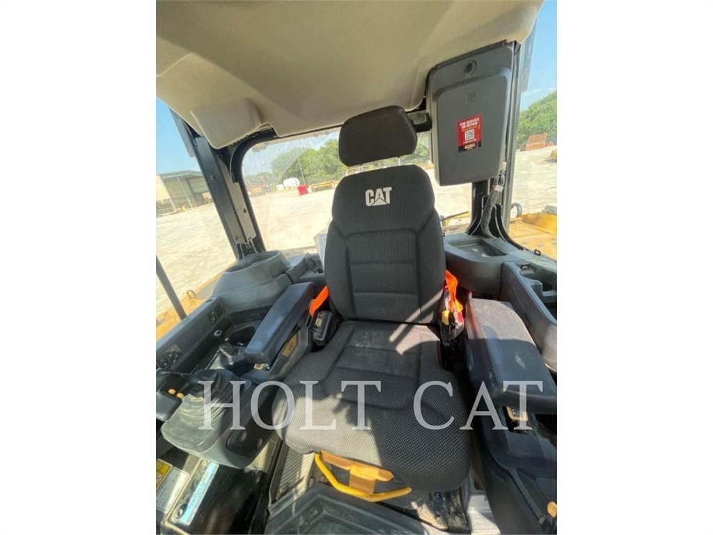CAT D6 Buldožeri gusjeničari