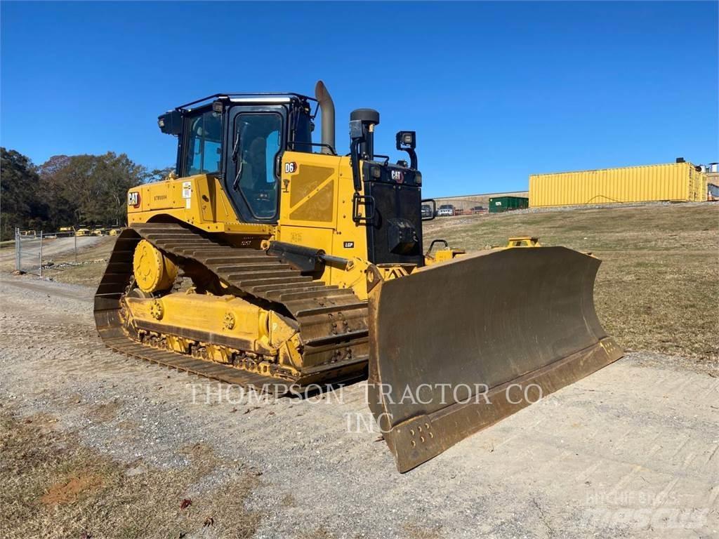 CAT D6 Buldožeri gusjeničari