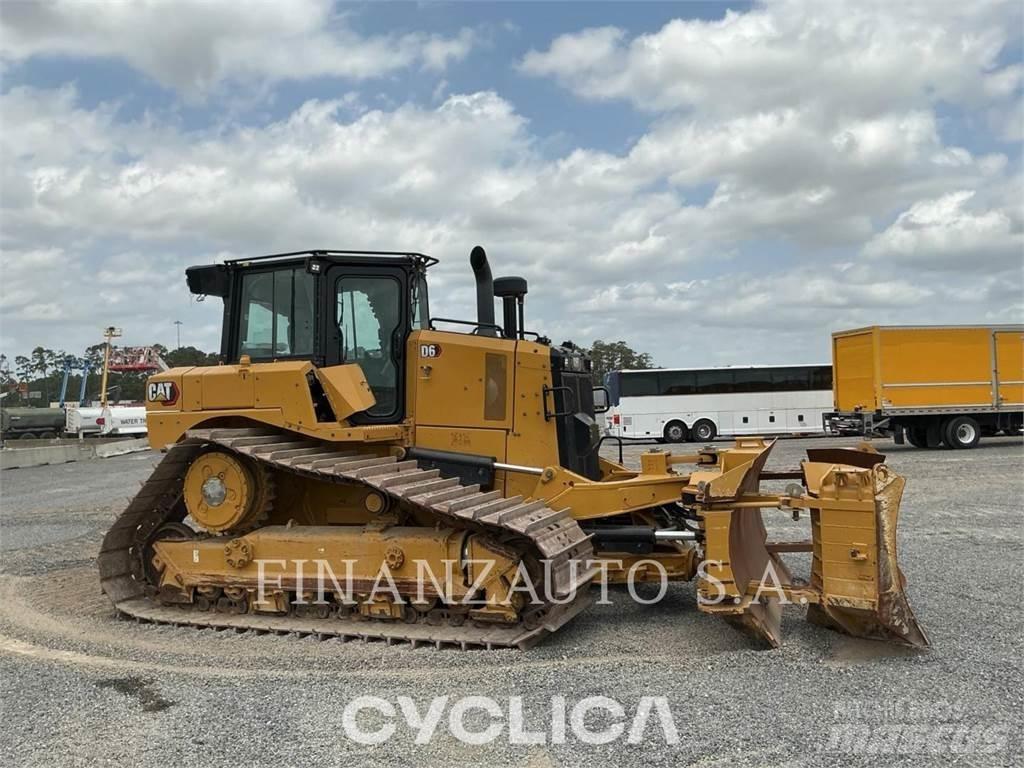 CAT D6 Buldožeri gusjeničari