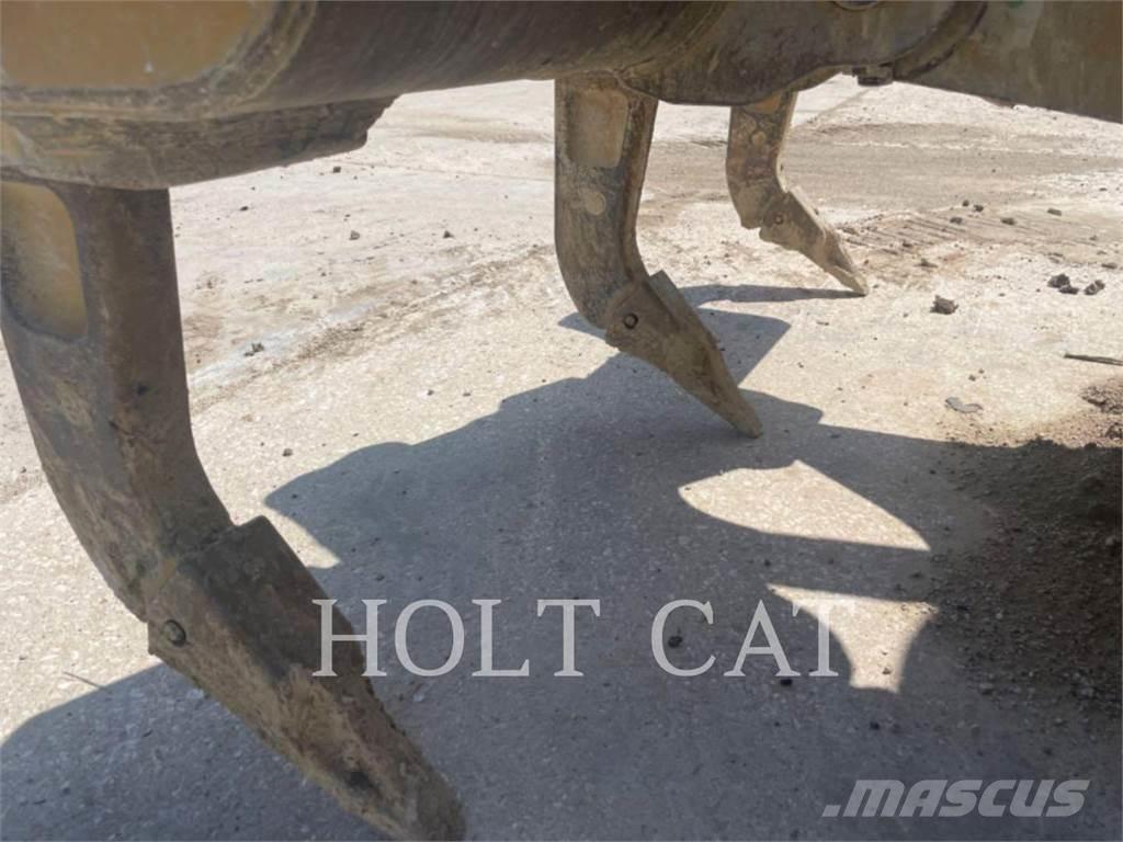 CAT D6 Buldožeri gusjeničari