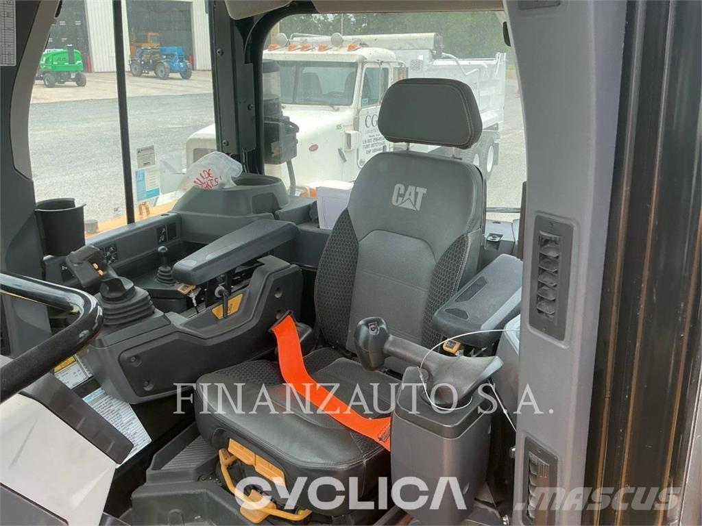 CAT D6-20 XE Buldožeri gusjeničari