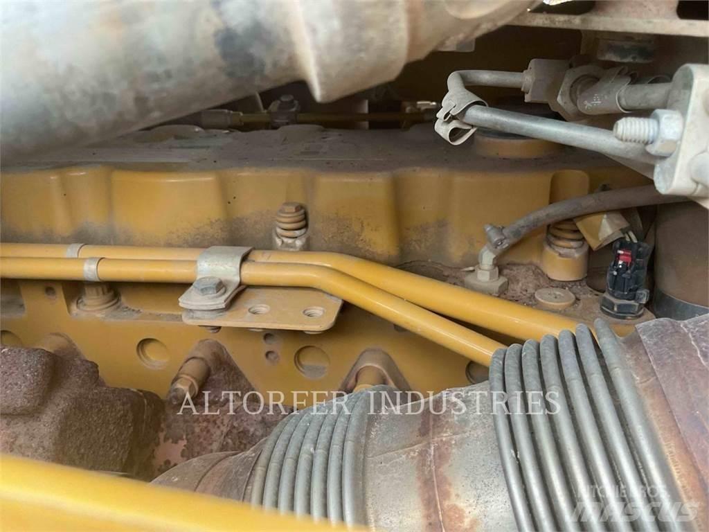 CAT D6-20PAT3D Buldožeri gusjeničari