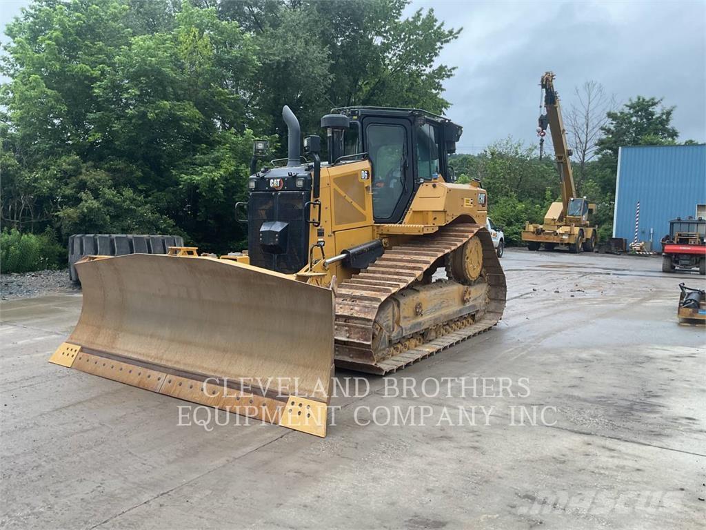 CAT D6 LGP VP Buldožeri gusjeničari