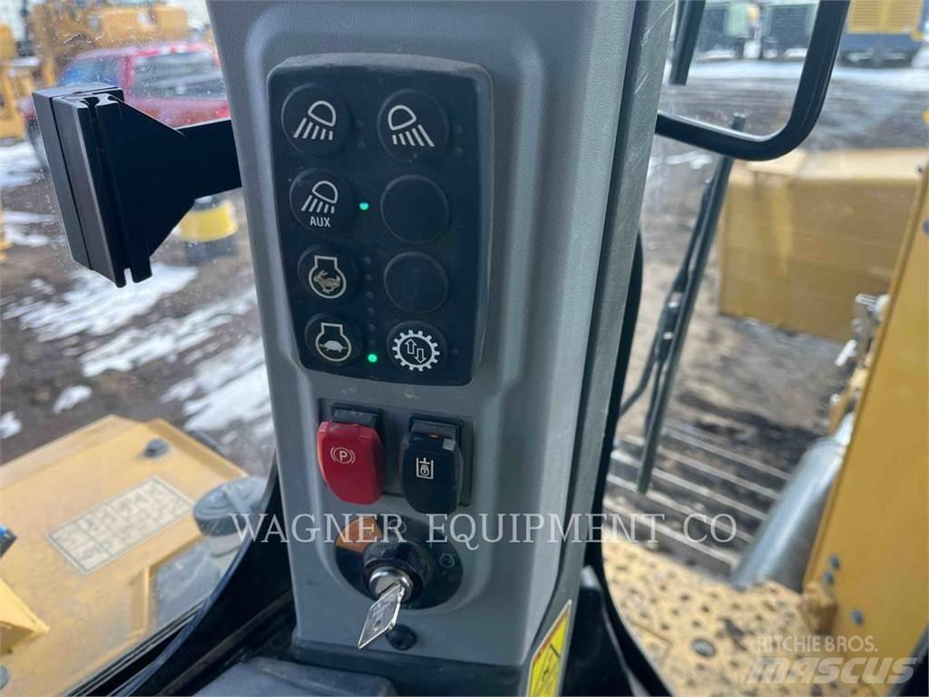 CAT D6 VP Buldožeri gusjeničari