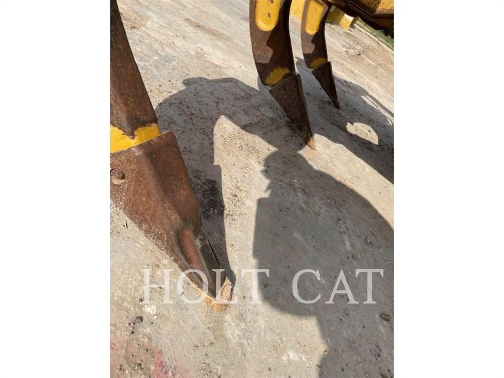 CAT D6 XL Buldožeri gusjeničari